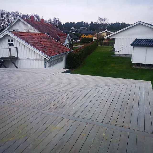 Arbeid utført av JR Box 