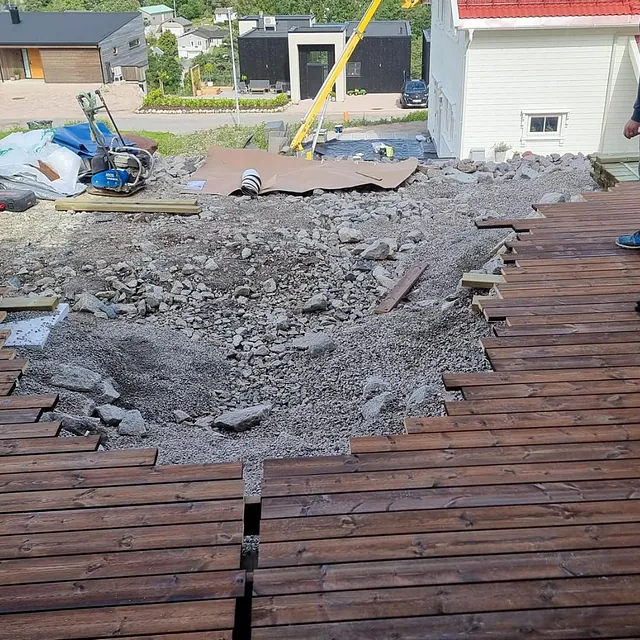 Arbeid utført av JR Box 