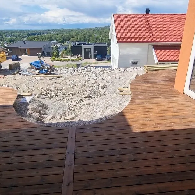 Arbeid utført av JR Box 